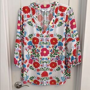 Crosby by Mollie Burch Bright Floral V Neck Blouse Size Medium